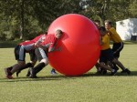 Piłka olbrzymia Mega Ball – gigantyczna piłka do zabawy i aktywności grupowych 180 cm